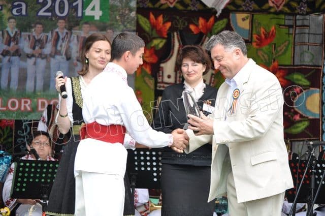 Festivalul Mugurelul Dorohoi 2014_premiere_10