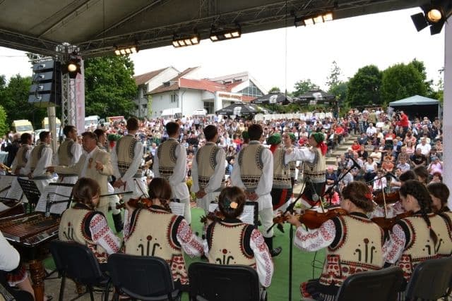 Participare internaţională a ansamblului Mugurelul – Mărgineanca_4