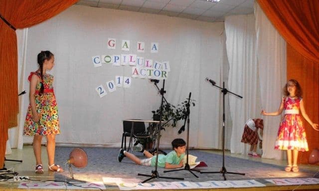 Trupa de Teatru „Amicii” a Clubului Copiilor Dorohoi, participanţi la Gala Copilului Actor 2014_03