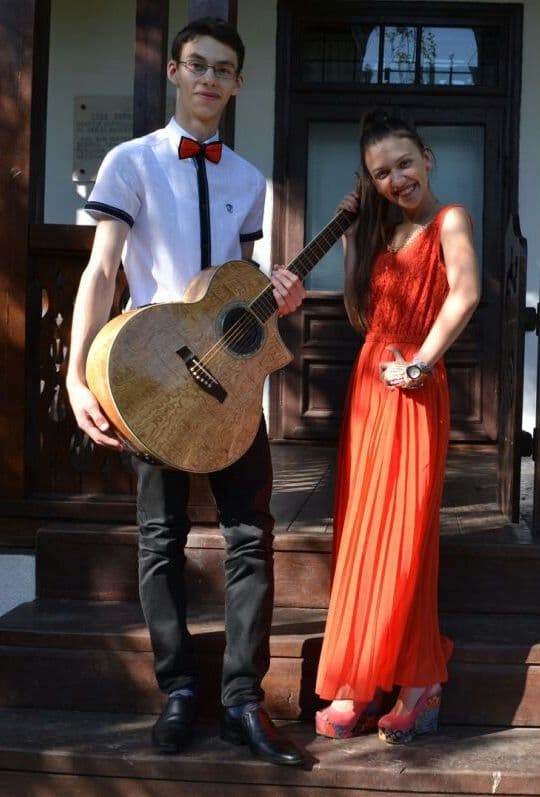 Grupul folk NOI DOI