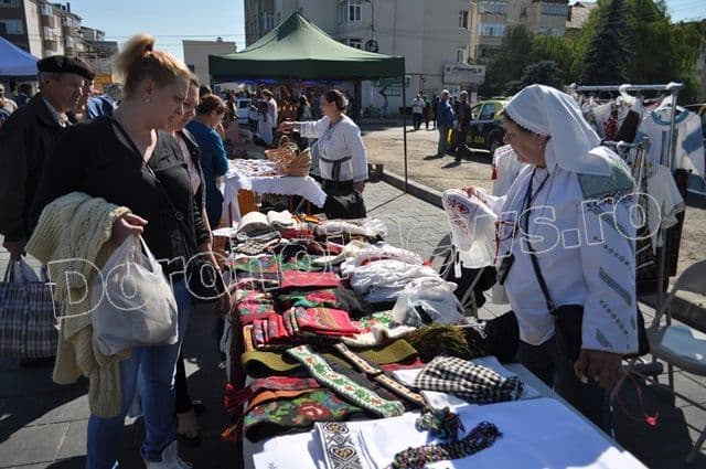 Festivalul traditiilor mestesugaresti Dorohoi 2014_15