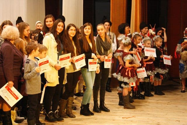 Gala Laureatilor si Concertul S-aud pregatiri in sat 05