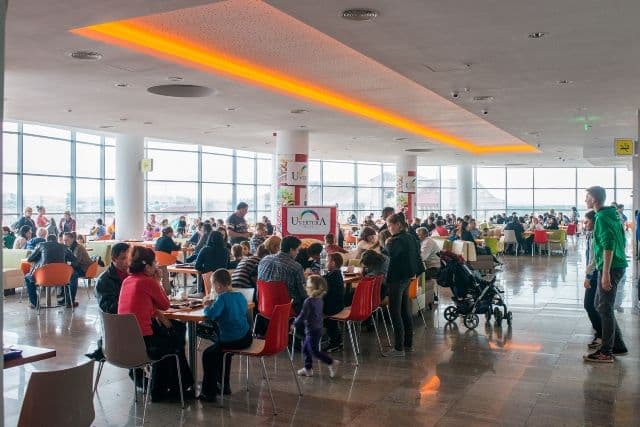 Prezență record în mall de Ziua copilului_3