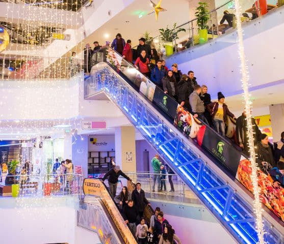 Uvertura Mall (4)