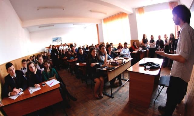 Clubul de Debate Dorohoi (12)