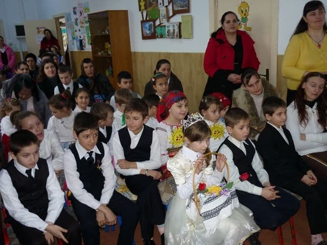 In cinstea ta, MAMICO_2