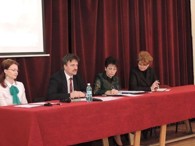 edință de lucru pentru implementarea Protocolului privind educația juridică în unitățile de învățămâ
