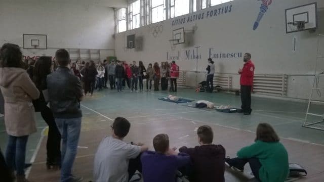 Crucea Rosia Botosani, Scoala Altfel_09