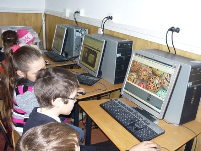 Elevi Scoala Saucenita (7)