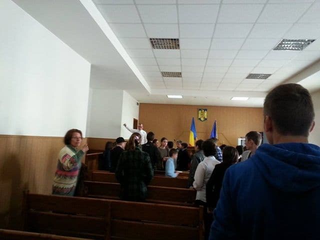 Elevii de la Şcoala Gimnazială Nr. 1  în vizită la Judecătoria Dorohoi_06