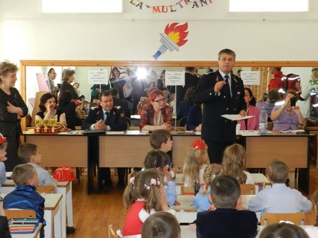 Micii pompieri_2
