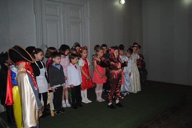 Poftiţi la carnavalul de poveste_04