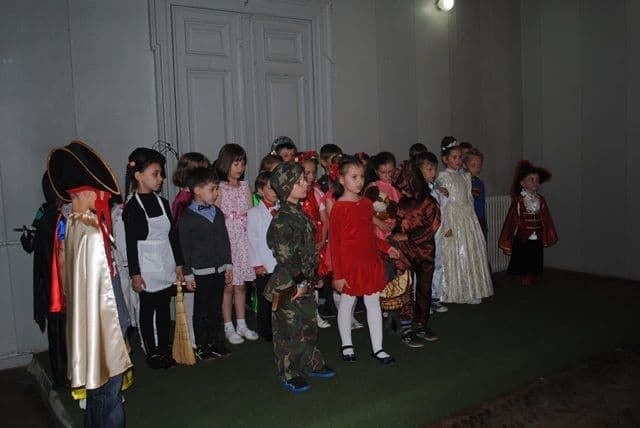 Poftiţi la carnavalul de poveste_03