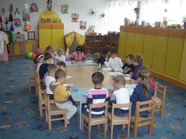 E ziua ta!” – activitate desfăşurată la Grădiniţa nr. 10 Dorohoi_09