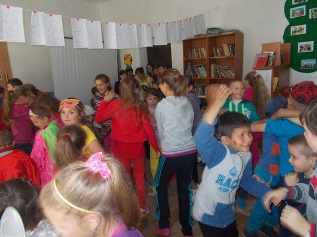 1 Iunie, Scoala Corlateni_05
