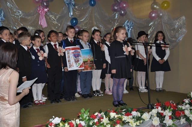Serbarea Abecedarului pe scena Casei de Cultură Dorohoi_06