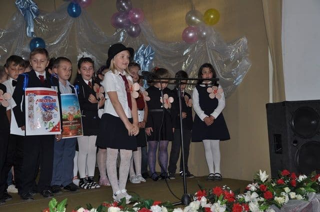 Serbarea Abecedarului pe scena Casei de Cultură Dorohoi_08