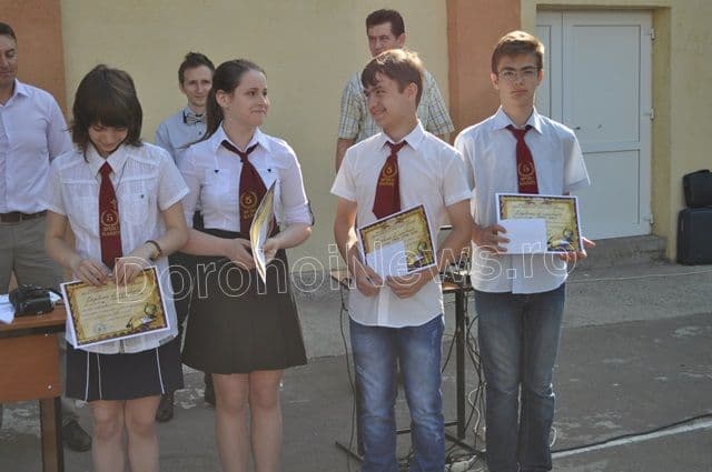 Incheierea anului scoalar la Dorohoi_12