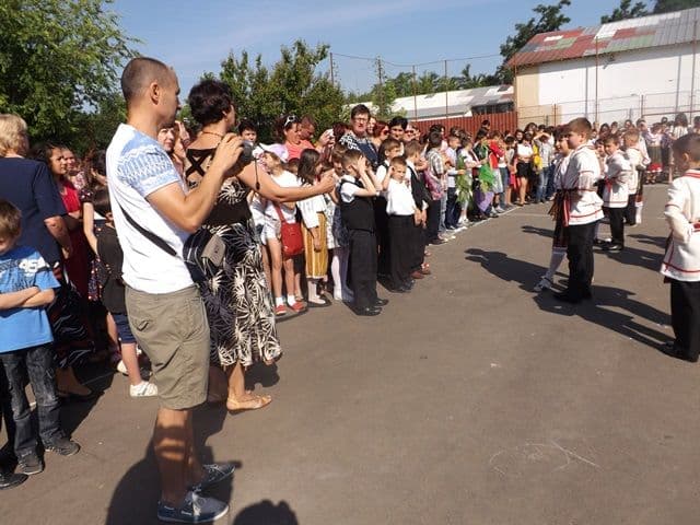 Sfarsit de an scolar Dorohoi Scoala A I Cuza006