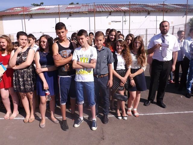 Sfarsit de an scolar Dorohoi Scoala A I Cuza012