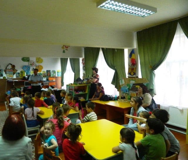 Gradinita de vara in domeniul situatiilor de urgenta la Dorohoi_03