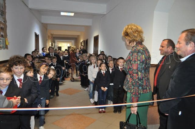 Inaugurare CDI la Scoala 5 Dorohoi_02