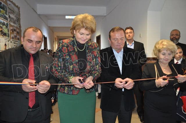 Inaugurare CDI la Scoala 5 Dorohoi_07