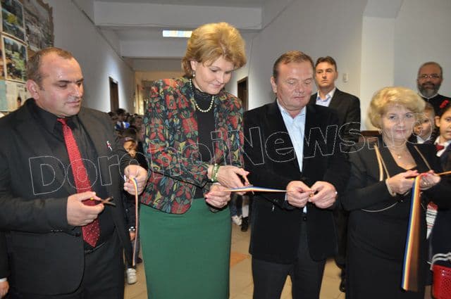 Inaugurare CDI la Scoala 5 Dorohoi_09