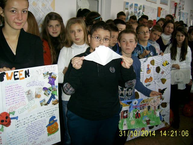 Scoala Broscauti (6)