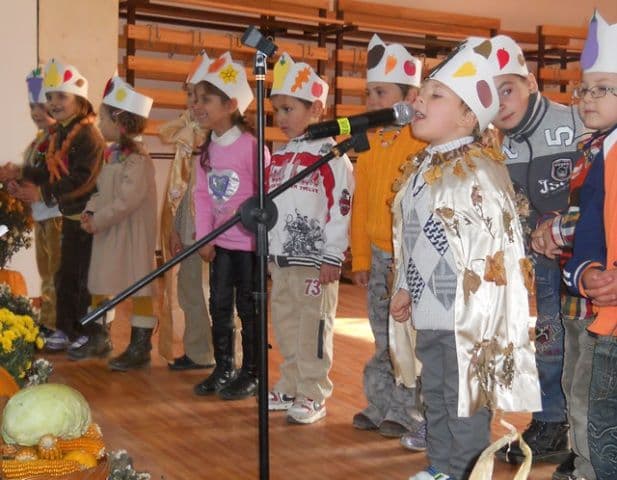 Sarbatoarea Toamnei la Scoala Gimnaziala Ioan Murariu Cristinesti01