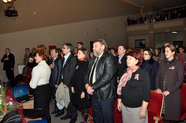 Scoala Kogalniceanu Dorohoi la 25 de ani_02
