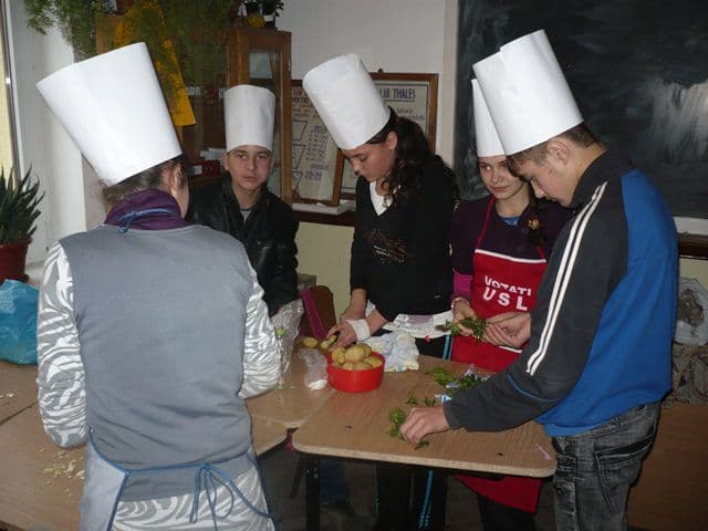 Scoala Miorcani05