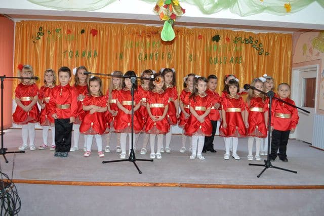 Festival Concurs Judetean Gradinita cu P.P. nr.8 Dorohoi_11