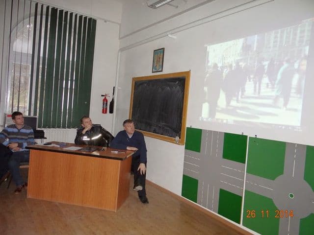 Cum Circulam Liceul Tehnologic Alexandru Vlahuta_08