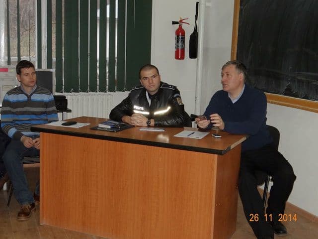 Cum Circulam Liceul Tehnologic Alexandru Vlahuta_09