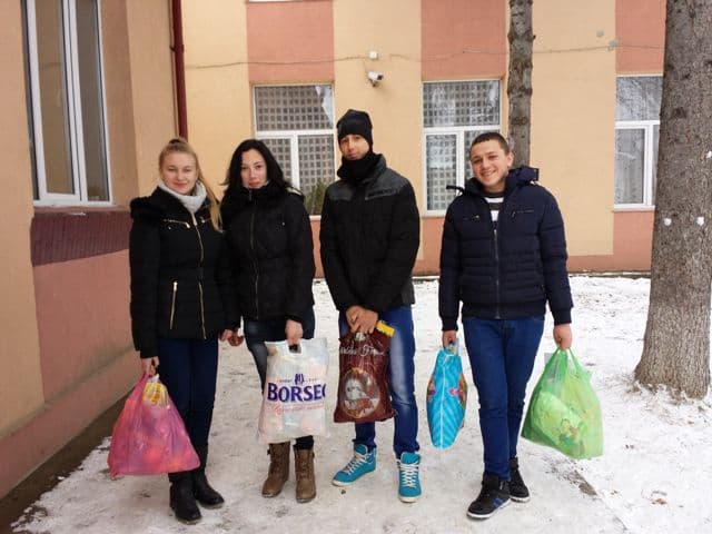 voluntariat elevi Sendriceni (2)