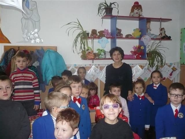 Dorohoi-Voluntariatul apropie oamenii 07
