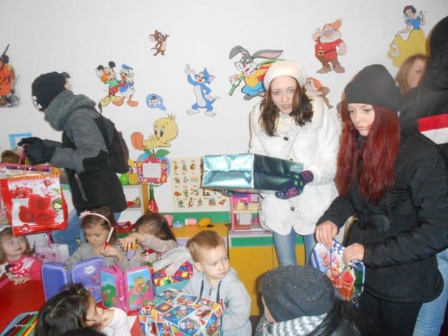 voluntariat Regina Maria_3