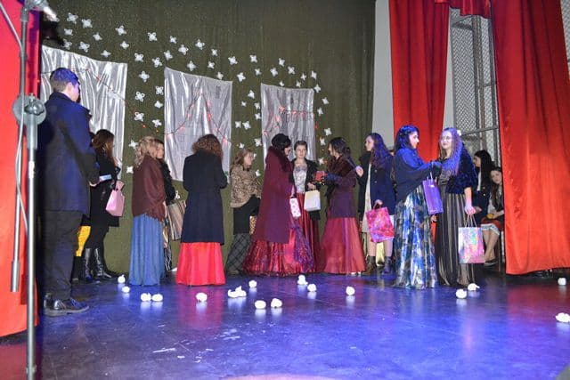 Colegiul National Grigore Ghica Dorohoi spectacol 05