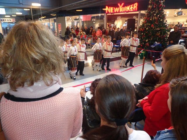 Dorohoi - Povesti de iarnă - Carrefour Botosani_04