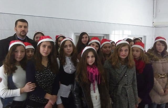 elevi scoala Broscauti (11)