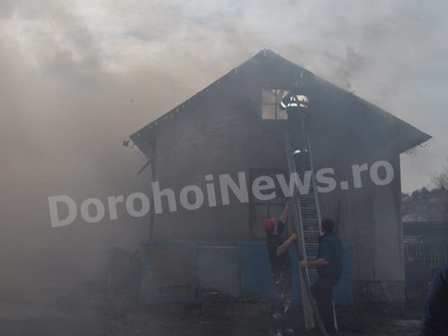 Incendiu atelier_strada Solidaritatii din Dorohoi_15