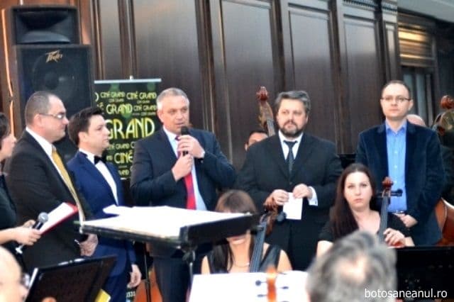 Uvertura mall la zi aniversara-1 an de la deschidere 2