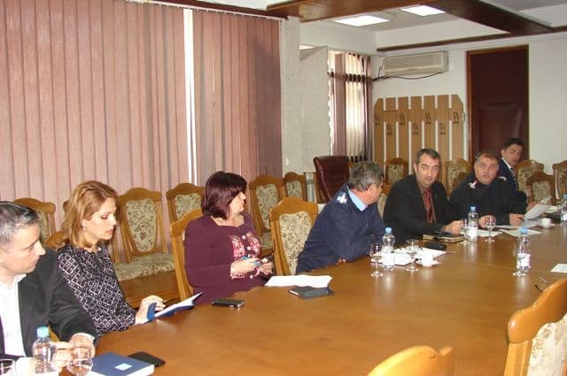 efii instituţiilor cu atribuţii legate de 1 Mai convocaţi de prefect_2