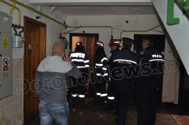 Barbat gasit mort in apartament_Dorohoi_07