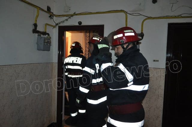 Barbat gasit mort in apartament_Dorohoi_08