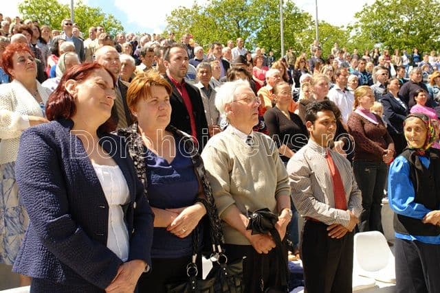Amfiteatru inaugurat la Pomârla în prezenţa mai multor profesori universitari_6
