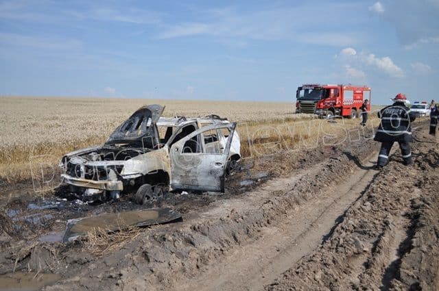 Incendiu auto la Braesti_Dorohoi03
