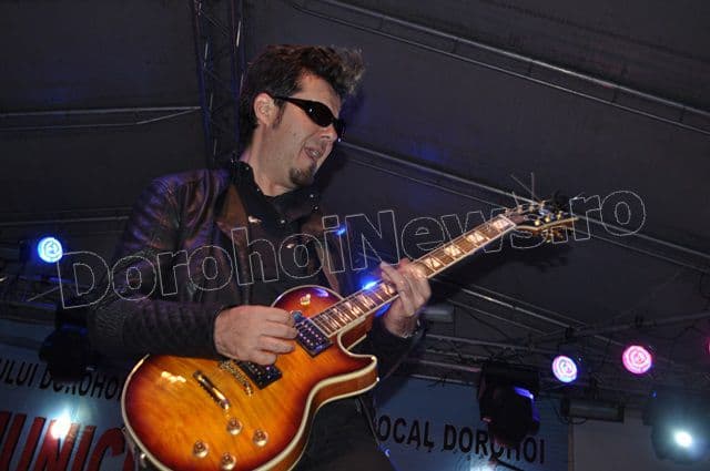 Zilele Municipiului Dorohoi_Tavi Colen Band_09