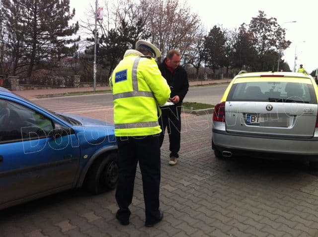 Accident pe Bulevardul Victoriei din Dorohoi_07
